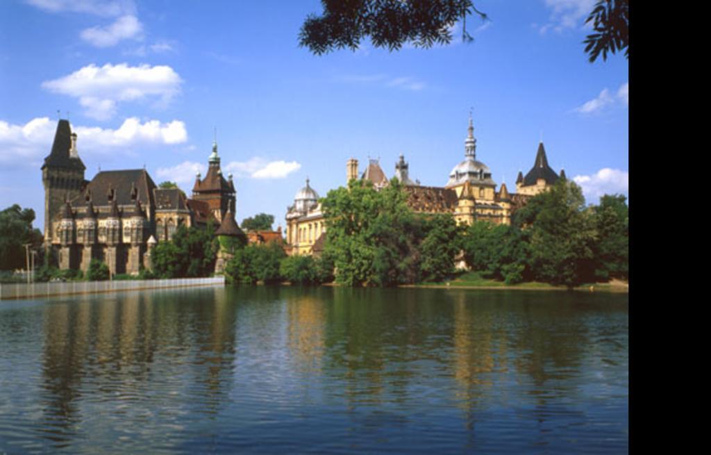 City Park Apartment Budapest Room photo